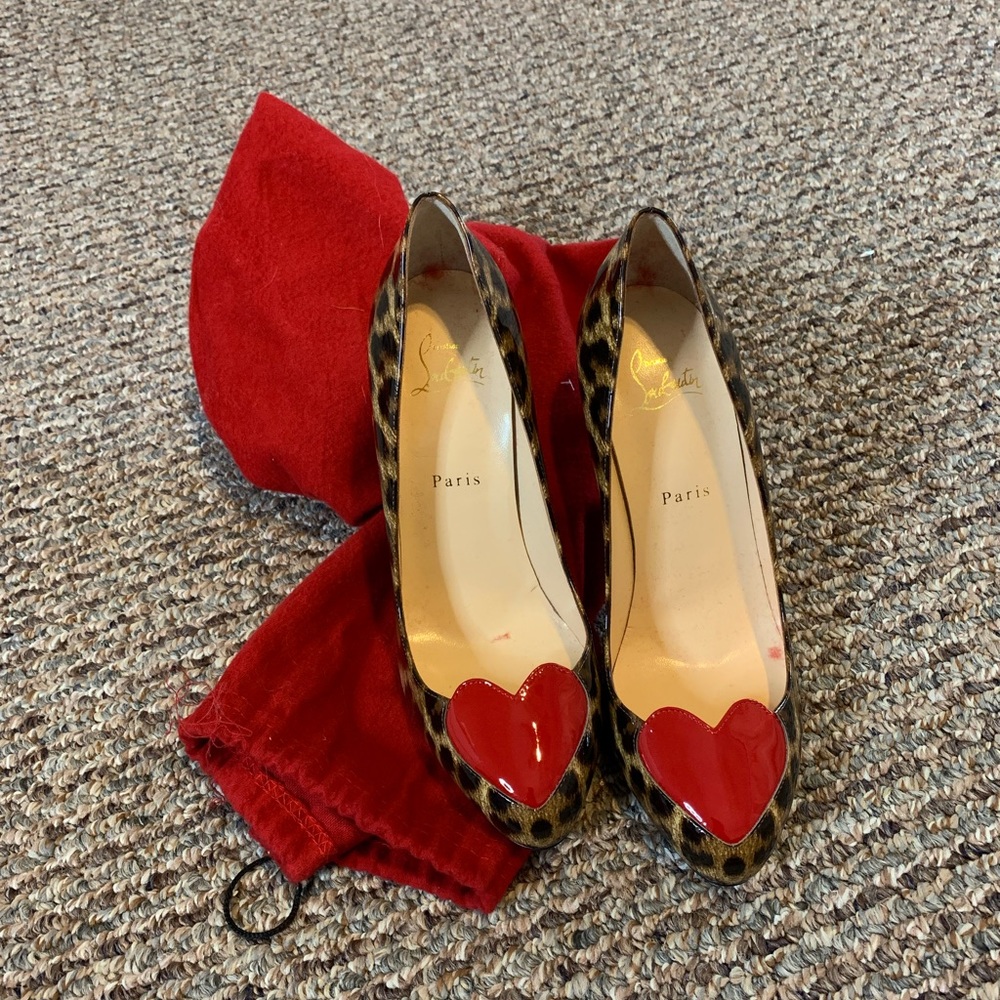 Chrisitian Louboutin Dora Cora Heels Size 40